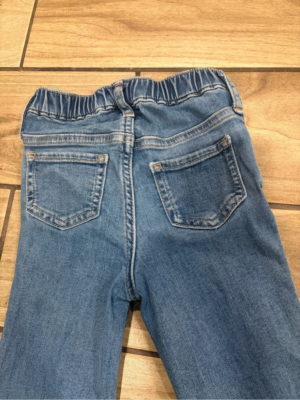 Girls Gap 70s flare blue denim jeans for a 5 year old